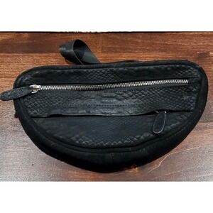 Global Generation Black Belt Bag & Fanny Pack Reptile Skin Print 100% Leather